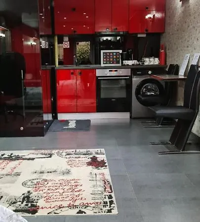 Casa De Cristal דירה *